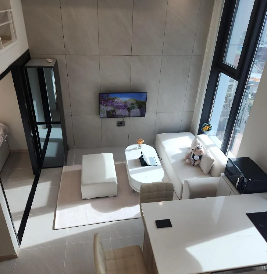 Warm House, New Building, Dongdaemun History & Culture Park Station Daire Seul