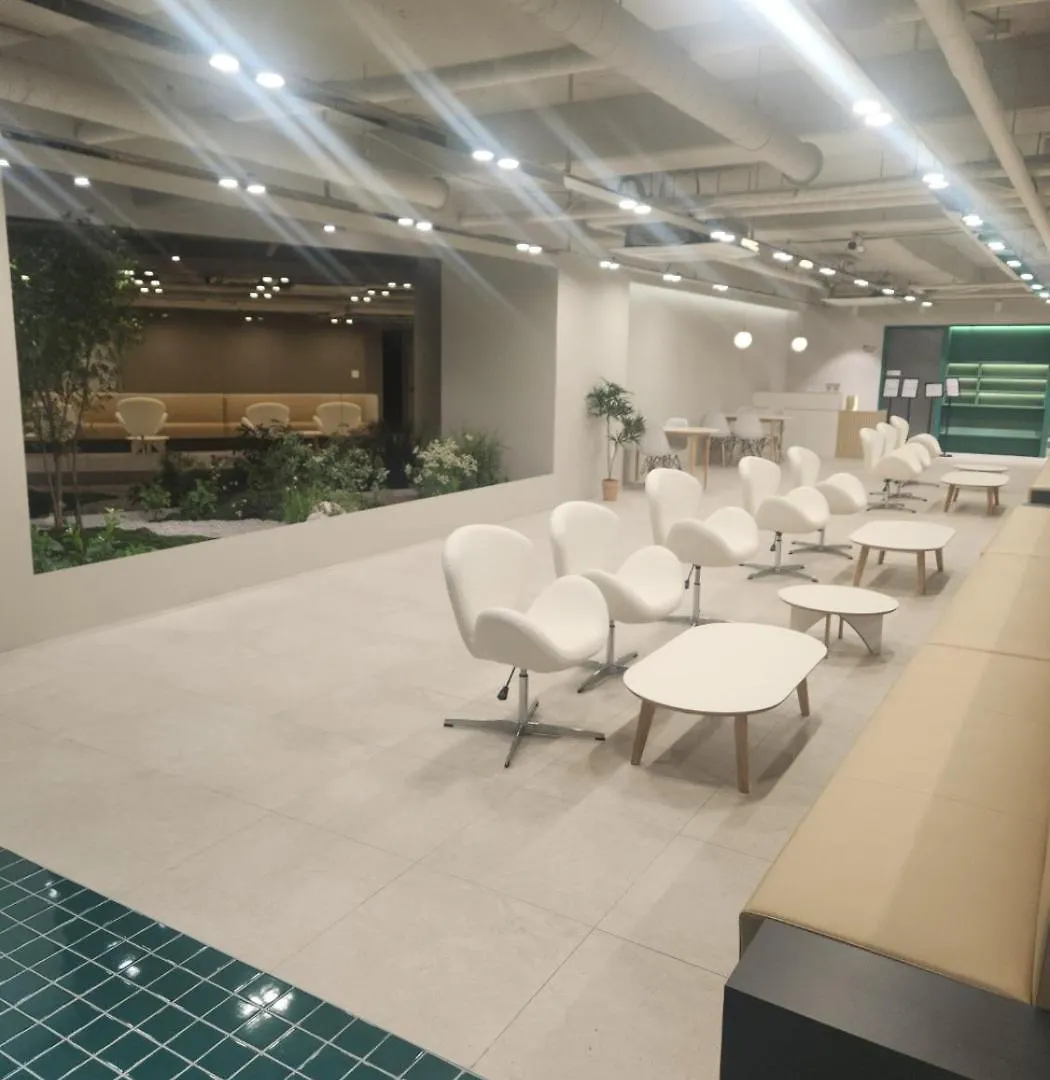 Warm House, New Building, Dongdaemun History & Culture Park Station Daire Seul